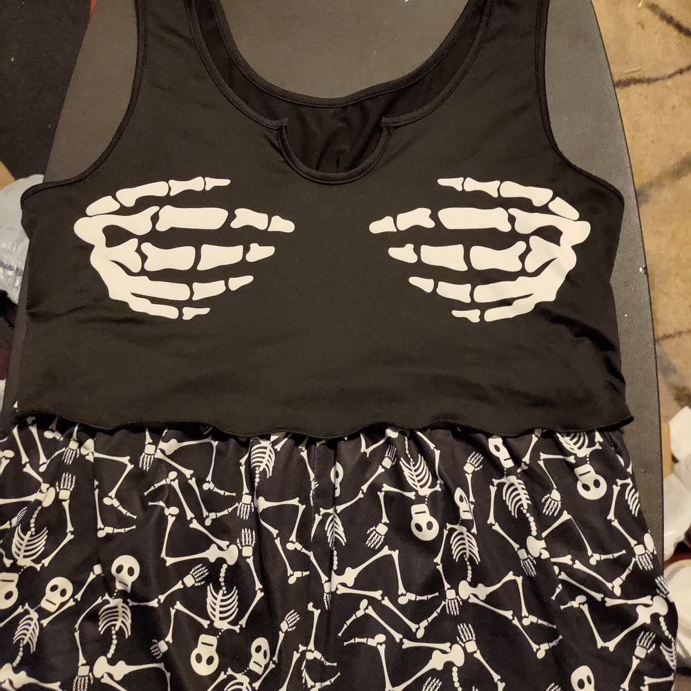 SHEIN Black Skeleton Print Pajama Set